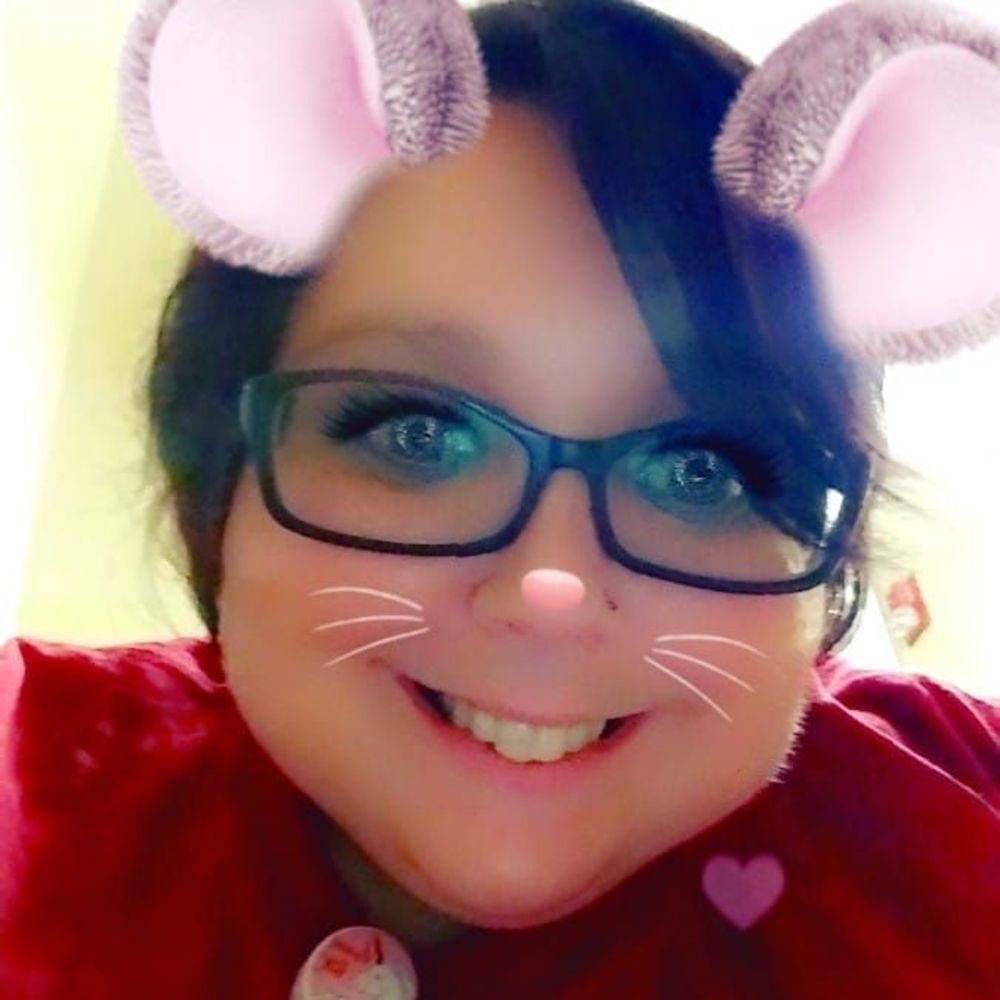 Meet your Posher, Nikki